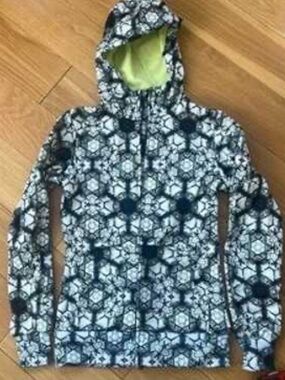 Burton DryRide Black & White Geometric Hooded Sweater
